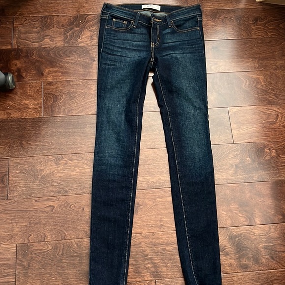Dark Faded Blue Wash Hollister Skinny Jeans Size 24/29 - Picture 1 of 4